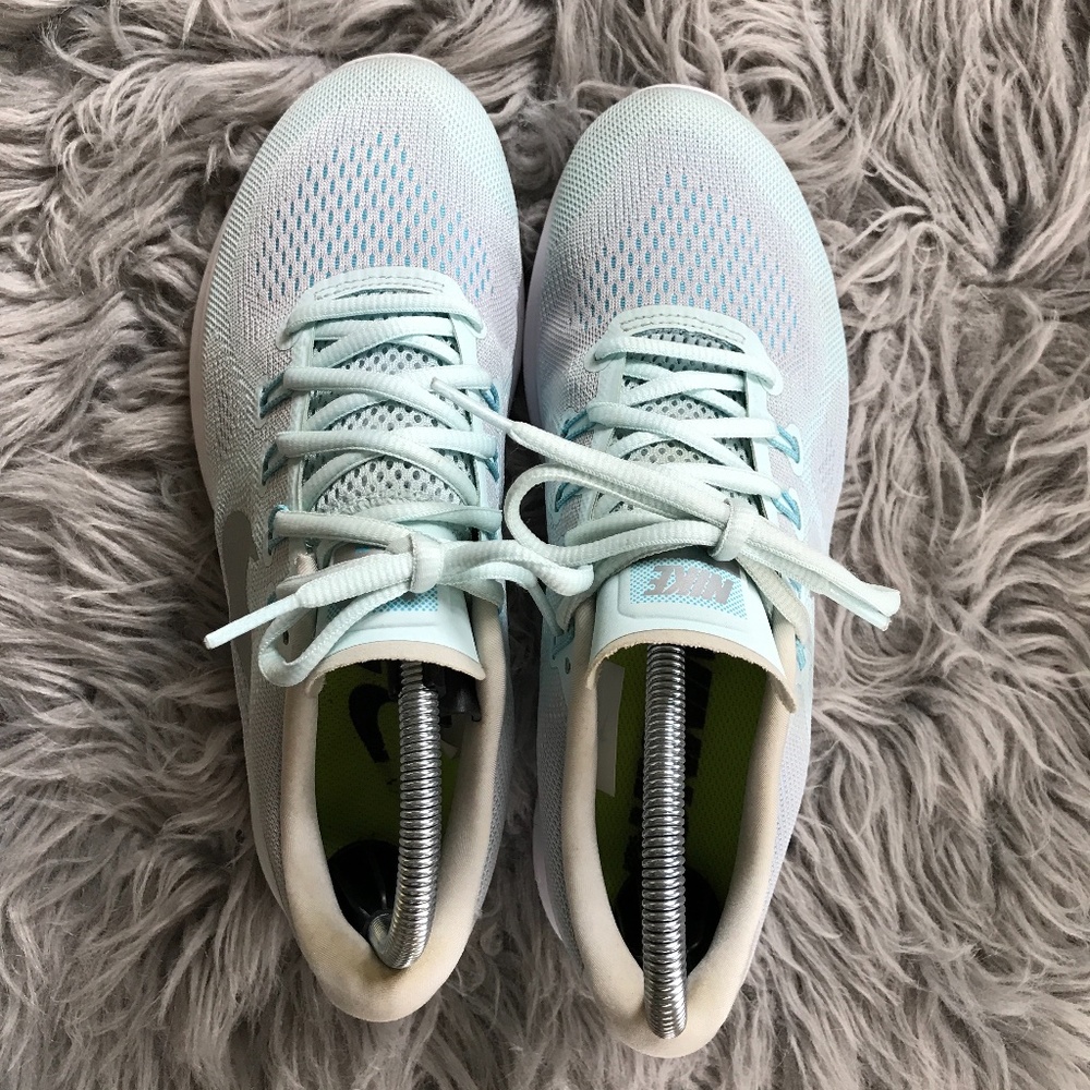 GUC Nike free run 8.5
